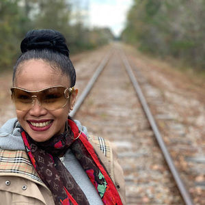 Meet your Posher, Arlene